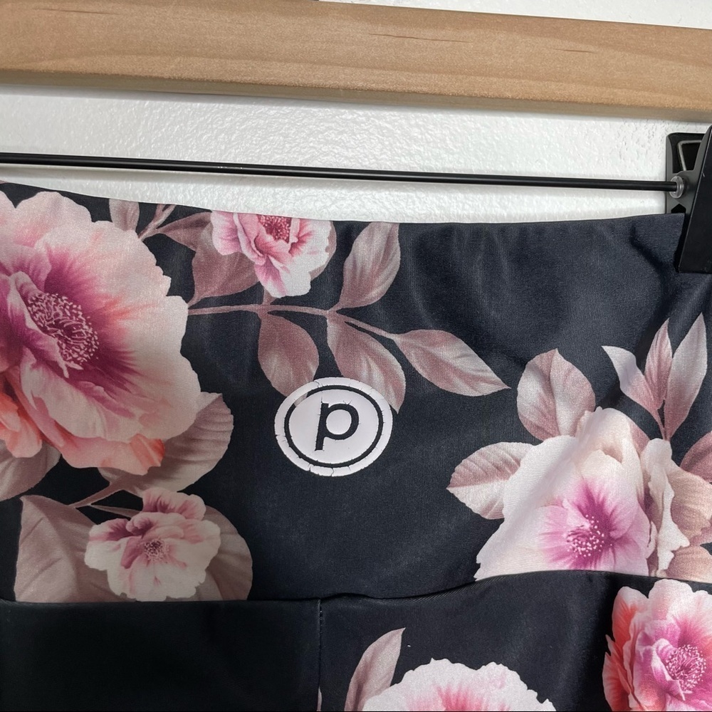 Onzie Hot Yoga High Rise Black Pink Floral Pure Barre Full Length Legging M/L - Picture 3 of 8
